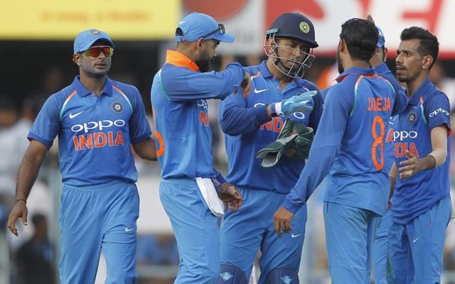 জল্পনার অবসান ঘটিয়ে ভারতীয় দলের কোচ হলেন ইনি, জেনে নিন তার নতুন পরিচয়! জল্পনার অবসান ঘটিয়ে ভারতীয় দলের কোচ হলেন ইনি, জেনে নিন তার নতুন পরিচয়!