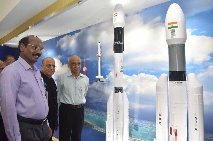 ব্রেকিং নিউসঃ গোপন তথ্য ফাঁস করলো ISRO! ব্রেকিং নিউসঃ গোপন তথ্য ফাঁস করলো ISRO!