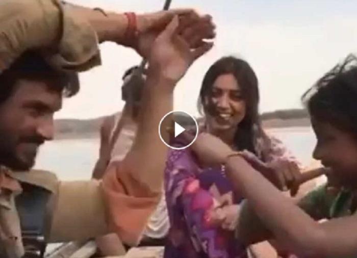 ছোট্ট অভিনেত্রীর জন্য 'নাগিন ড্যান্স' নাচলেন সুশান্ত, ভাইরাল ভিডিও