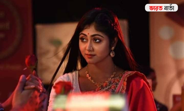 Susmita Dey: কোন টেলিভিশন তারকাকে নিজের ক্রাশ বলে পরিচয় দিলেন ‘অপরাজিতা অপু’ খ্যাত সুস্মিতা! Susmita Dey: কোন টেলিভিশন তারকাকে নিজের ক্রাশ বলে পরিচয় দিলেন ‘অপরাজিতা অপু’ খ্যাত সুস্মিতা!