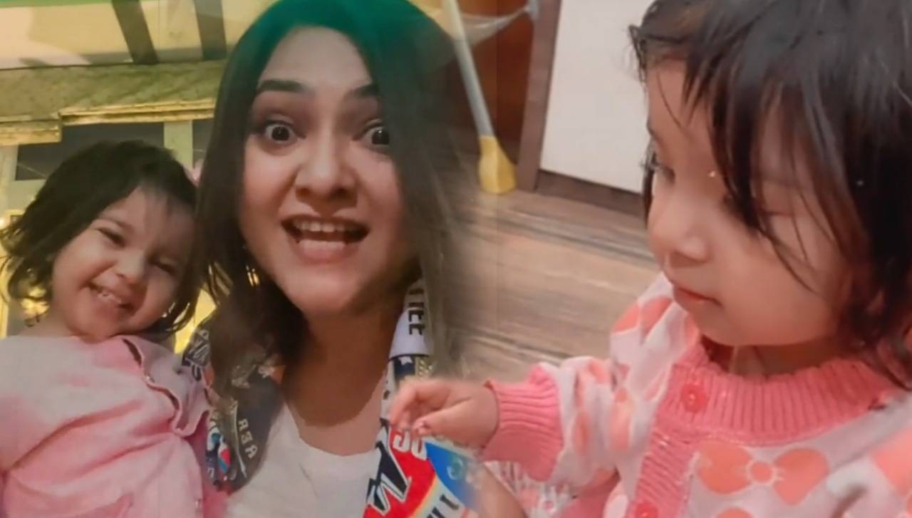 Koneenica Banerjee: বড়দিনে কিয়ার সাথে একই রঙে সেজে উঠবেন কনীনিকাও, মেয়ের সাথে বেড়ে উঠছে অভিনেত্রীর বাড়ির ক্রিসমাস ট্রি Koneenica Banerjee: বড়দিনে কিয়ার সাথে একই রঙে সেজে উঠবেন কনীনিকাও, মেয়ের সাথে বেড়ে উঠছে অভিনেত্রীর বাড়ির ক্রিসমাস ট্রি