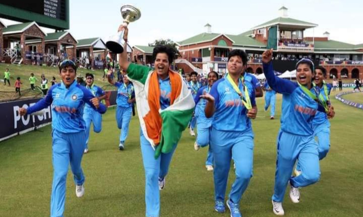 U-19 Women World Cup: বিশ্বজয় করা ভারতীয় মহিলা দলের জন্য BCCI-এর মোটা টাকার পুরস্কার ঘোষণা! পরিমান শুনলে আঁতকে উঠবেন U-19 Women World Cup: বিশ্বজয় করা ভারতীয় মহিলা দলের জন্য BCCI-এর মোটা টাকার পুরস্কার ঘোষণা! পরিমান শুনলে আঁতকে উঠবেন