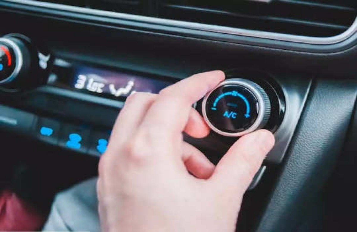 Car AC Tips: গাড়ি থামিয়ে এসির হাওয়া খাচ্ছেন? জানুন কত তেল পুড়ছে আপনার?
