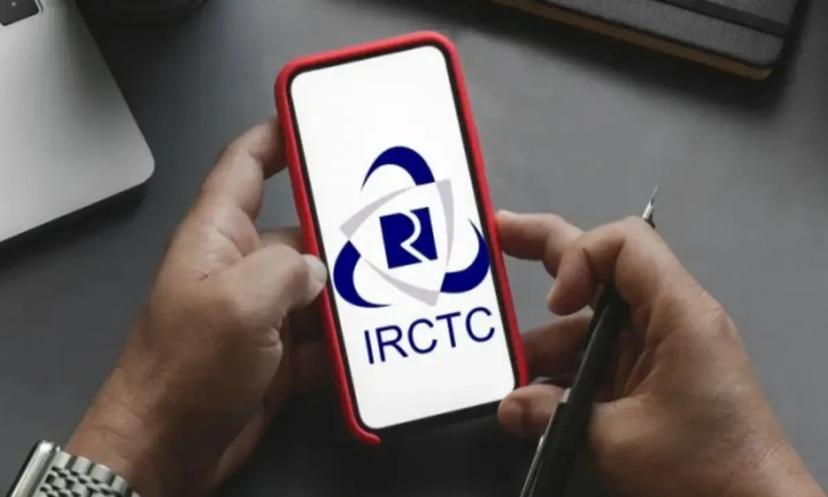 IRCTC Server Down: হটাৎ বন্ধ রেলের অনলাইন টিকিট বুকিং, কি হল IRCTC অ্যাপের?