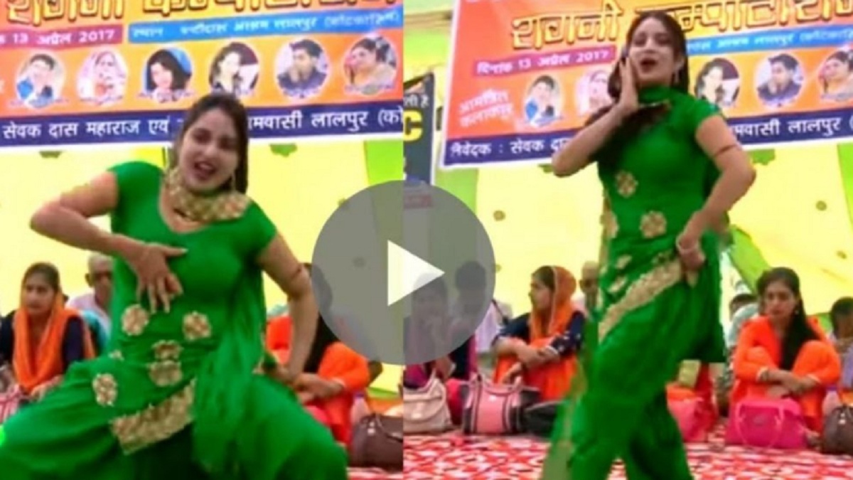 Gori Nagori Dance: গোরি নাগোরির মঞ্চে আনন্দের ঝলক, পুরুষ ফ্যানদের অদ্ভুত উৎসাহ Gori Nagori Dance: গোরি নাগোরির মঞ্চে আনন্দের ঝলক, পুরুষ ফ্যানদের অদ্ভুত উৎসাহ