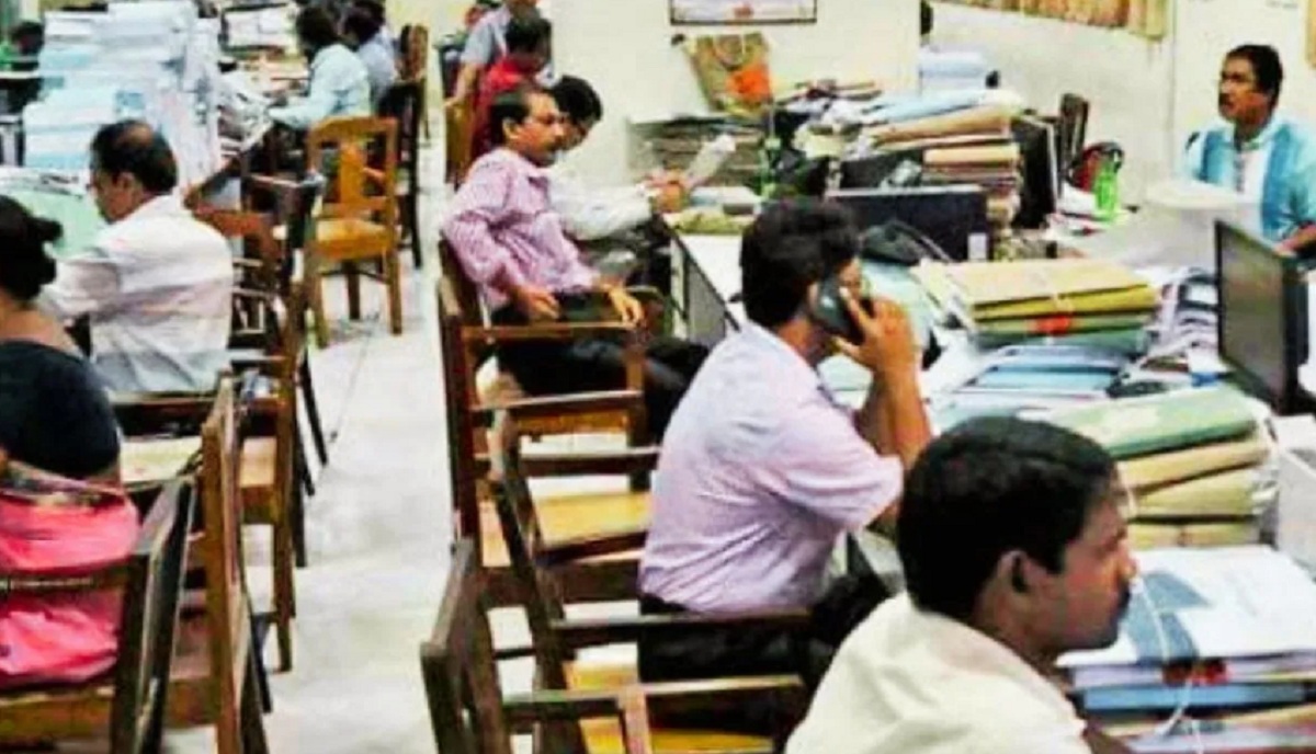দারুন উদ্যোগ মমতা সরকারের! আর সার্টিফিকেট পেতে যেতে হবে না সরকারি দফতরে, পেয়ে যাবেন বাড়ি বসেই