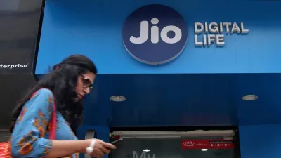 ভুলে যান BSNL, জলের দামে ৩৩৬ দিনের রিচার্জ প্ল্যান ঘোষণা করল Jio