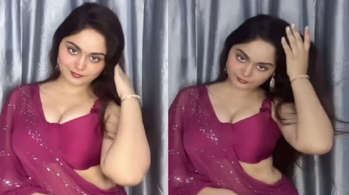 Deshi Bhabhi Video: বছরের শুরু দিনে দেশি ভাবী তার সৌন্দর্য দেখালেন, আপনিও দেখুন সেক্সি ভিডিও