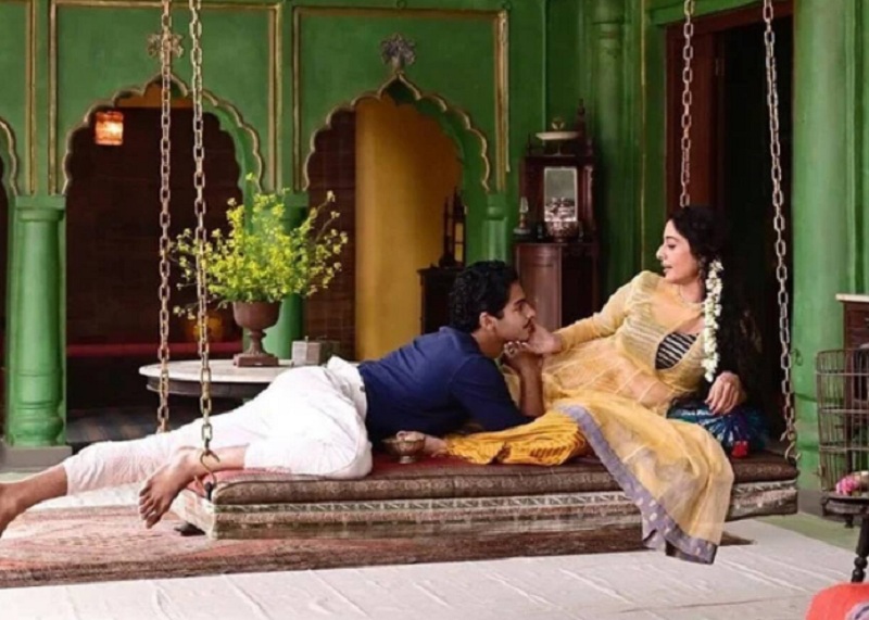 ২৪ বছরের তরুণের সঙ্গে ঘনিষ্ঠ দৃশ্যে ৪৮ বছরের টাবু, চুম্বনের দৃশ্য তোলপাড় সৃষ্টি করেছে ২৪ বছরের তরুণের সঙ্গে ঘনিষ্ঠ দৃশ্যে ৪৮ বছরের টাবু, চুম্বনের দৃশ্য তোলপাড় সৃষ্টি করেছে