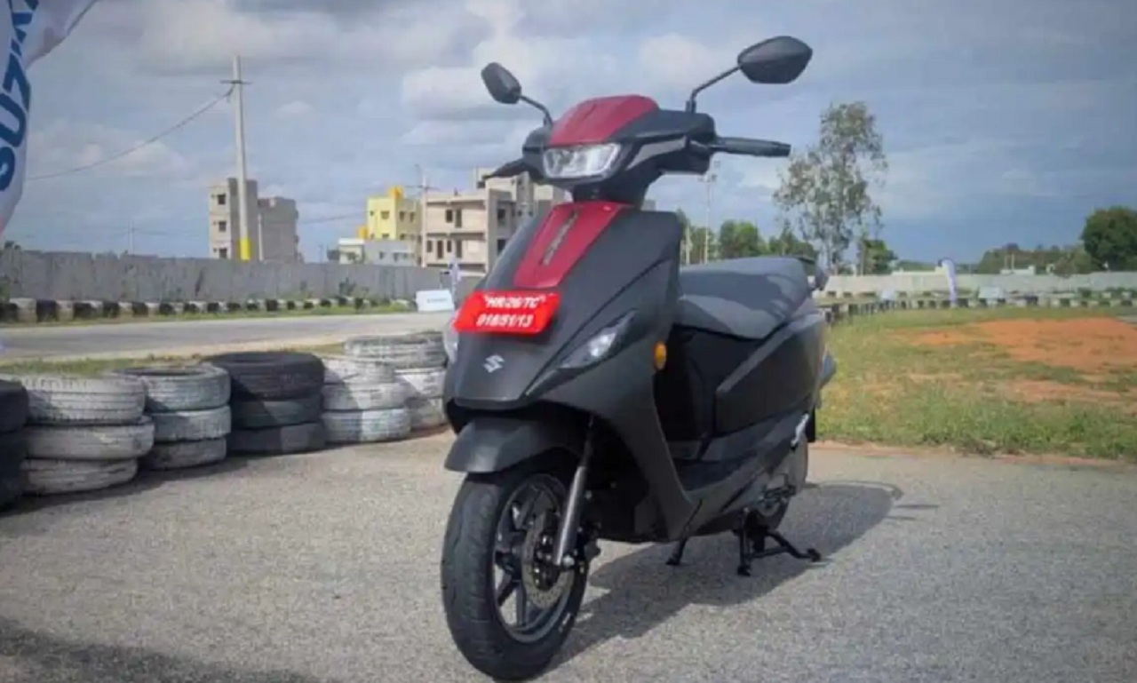 বাস-মেট্রোর থেকে খরচ কম, Suzuki আনছে দুর্দান্ত ই-স্কুটার, এক চার্জে ছুটবে ৯০ কিমি বাস-মেট্রোর থেকে খরচ কম, Suzuki আনছে দুর্দান্ত ই-স্কুটার, এক চার্জে ছুটবে ৯০ কিমি