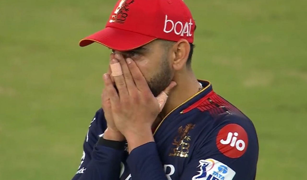 IPL 2025 Final: চোখে জল, মুখে হাসি, ১৭ বছর পর প্রথম শিরোপায় আবেগে ভাসলেন বিরাট কোহলি IPL 2025 Final: চোখে জল, মুখে হাসি, ১৭ বছর পর প্রথম শিরোপায় আবেগে ভাসলেন বিরাট কোহলি